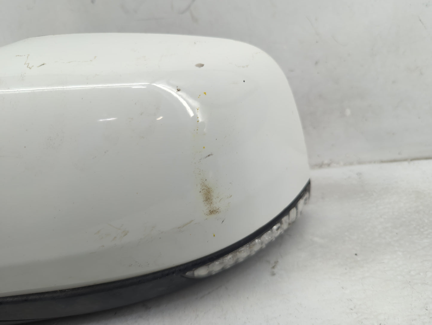 2011-2021 Dodge Durango Driver Side View Mirror - Left Door Mirror OEM Used - Oemusedautoparts1.com