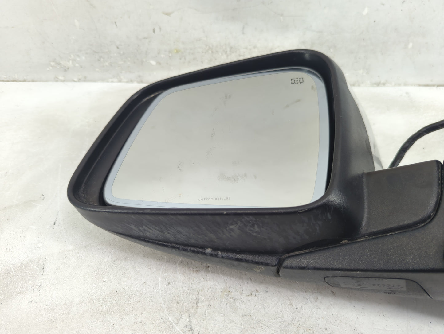 2011-2021 Dodge Durango Driver Side View Mirror - Left Door Mirror OEM Used - Oemusedautoparts1.com