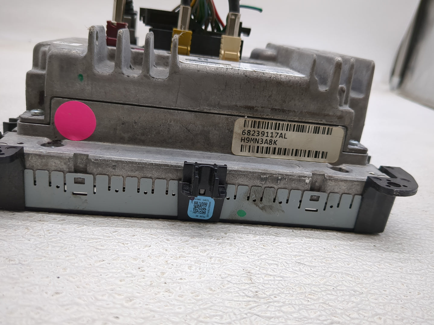 2014-2022 Dodge Durango Information Display Screen - Oemusedautoparts1.com