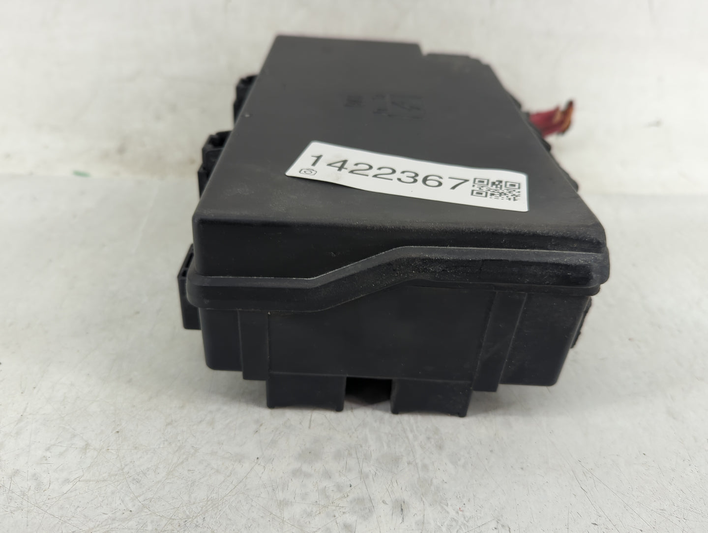 2015 Dodge Durango Fusebox Fuse Box Panel Relay Module P/N:P68242830AC Fits OEM Used Auto Parts - Oemusedautoparts1.com