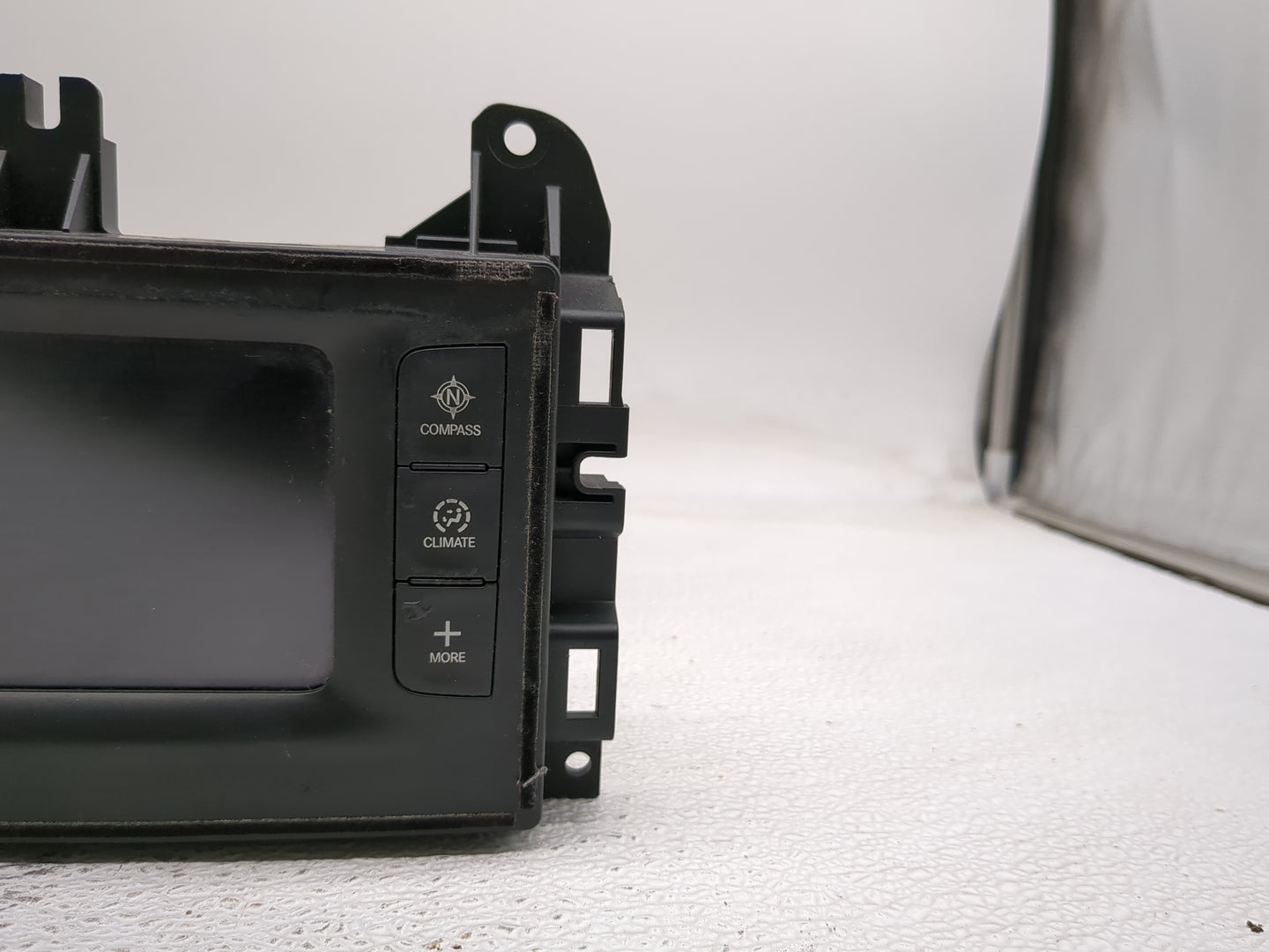 2015 Dodge Durango Information Display Screen - Oemusedautoparts1.com