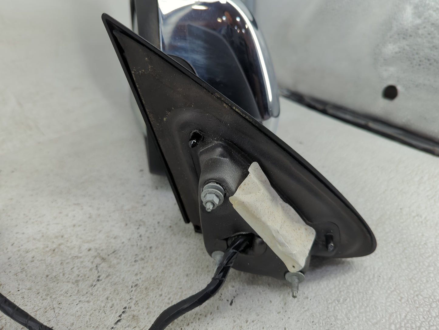 2015 Dodge Durango Driver Side View Mirror - Left Door Mirror OEM Used - Oemusedautoparts1.com