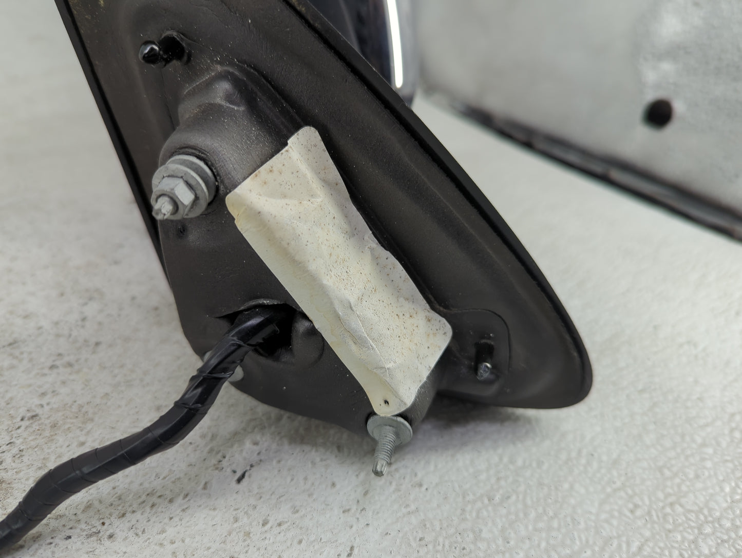 2015 Dodge Durango Driver Side View Mirror - Left Door Mirror OEM Used - Oemusedautoparts1.com