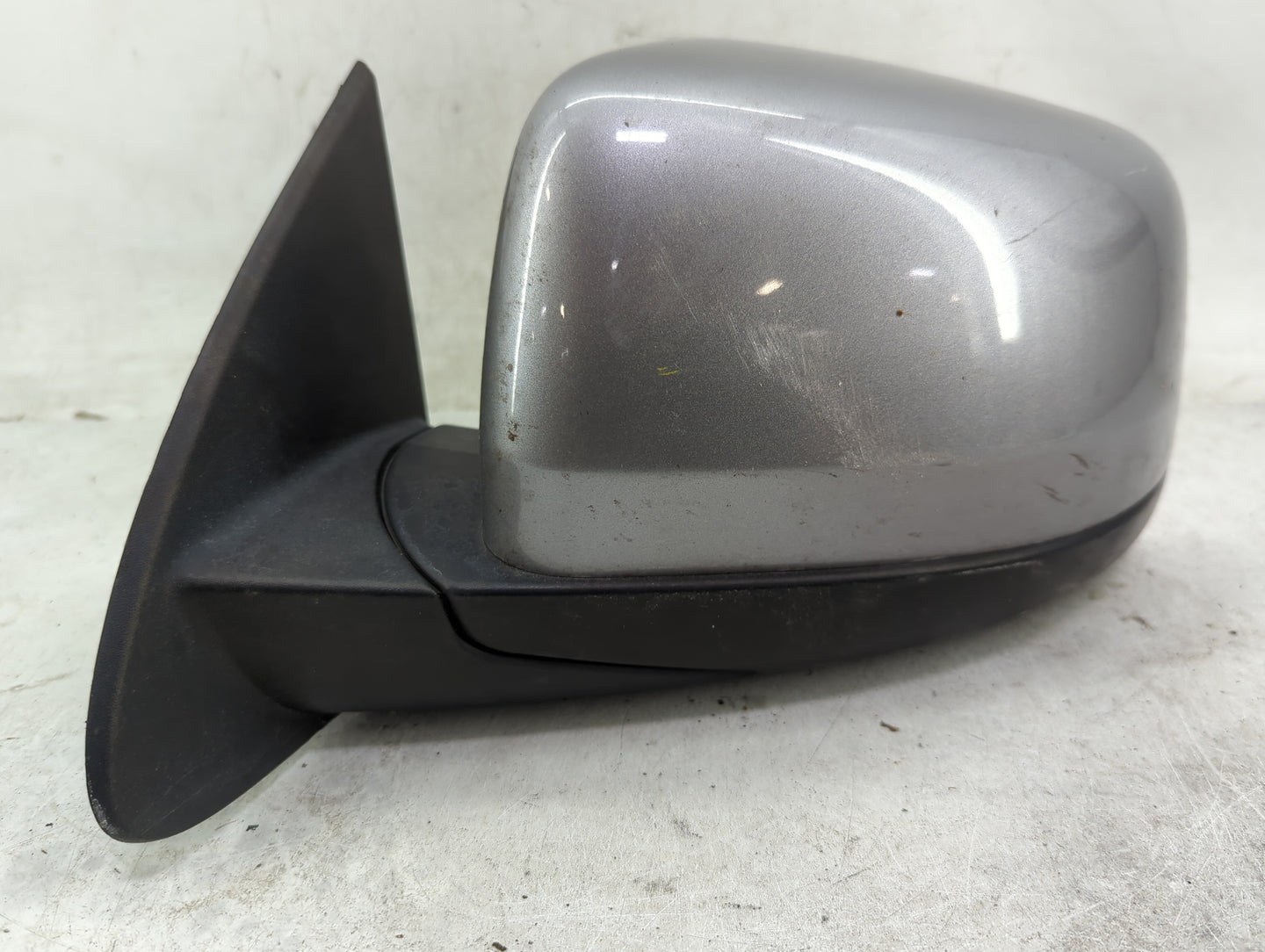 2011-2022 Dodge Durango Driver Side View Mirror - Left Door Mirror OEM Used - Oemusedautoparts1.com
