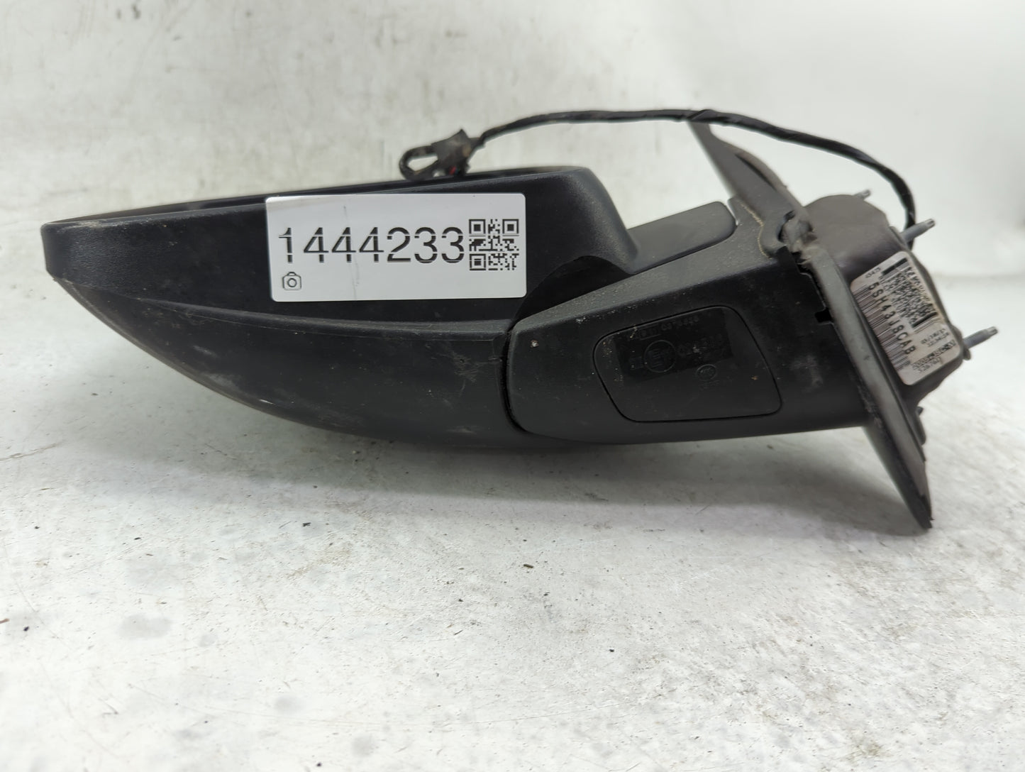 2011-2022 Dodge Durango Driver Side View Mirror - Left Door Mirror OEM Used - Oemusedautoparts1.com