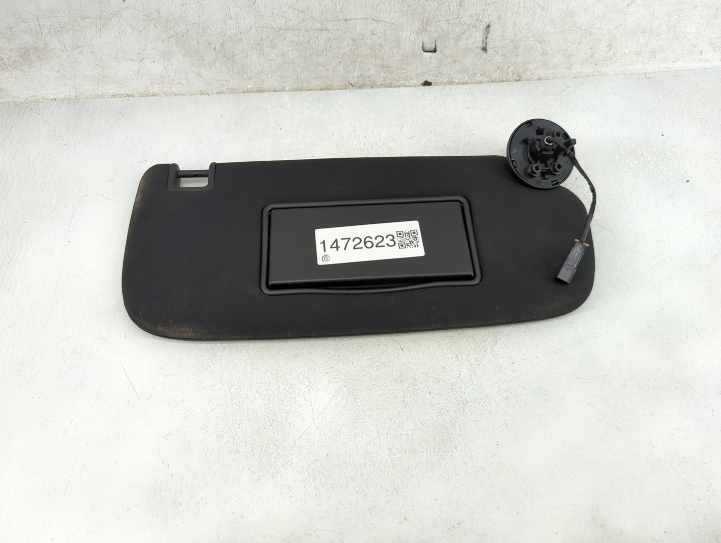 2011-2022 Dodge Durango Sun Visor Shade Replacement Passenger Right Mirror Fits OEM Used Auto Parts - Oemusedautoparts1.com