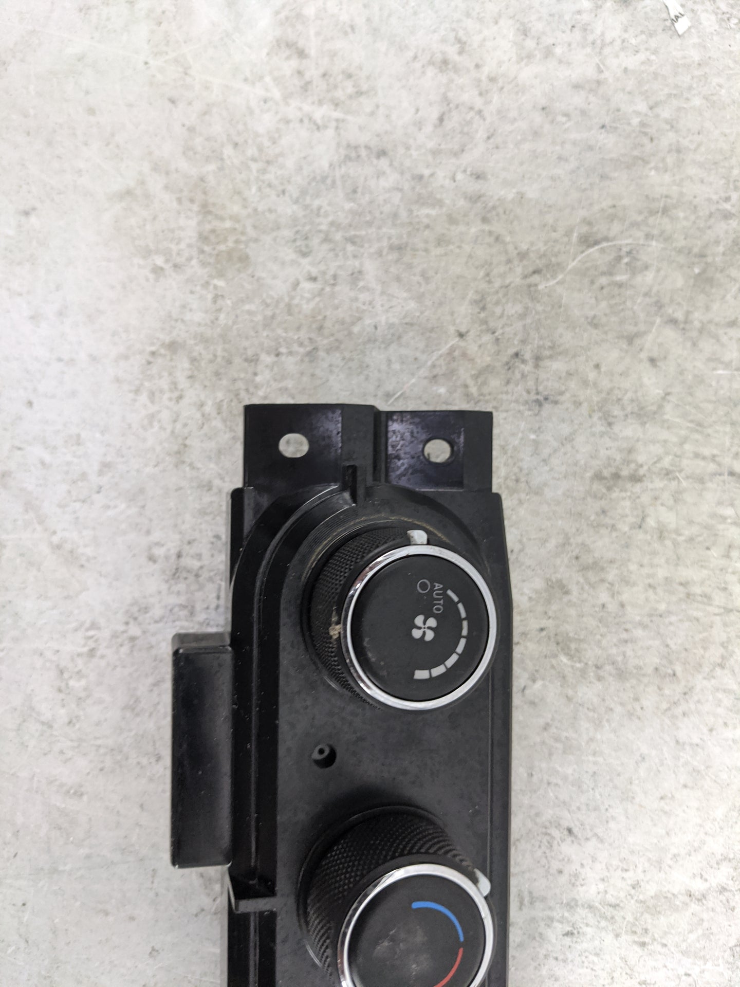 2014-2015 Dodge Durango Climate Control Module Temperature AC/Heater Replacement P/N:T27150Q318 68562 Fits Fits 2014 2015 OE