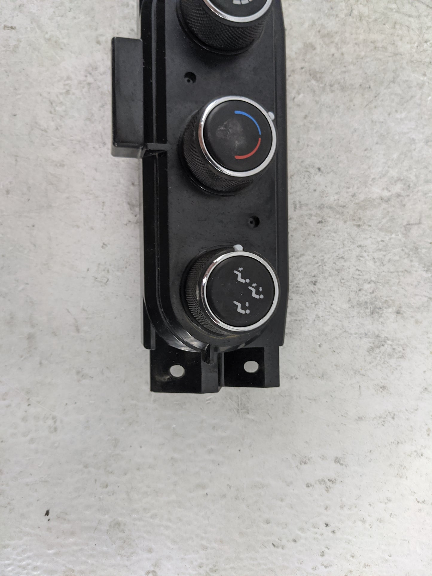 2014-2015 Dodge Durango Climate Control Module Temperature AC/Heater Replacement P/N:T27150Q318 68562 Fits Fits 2014 2015 OE
