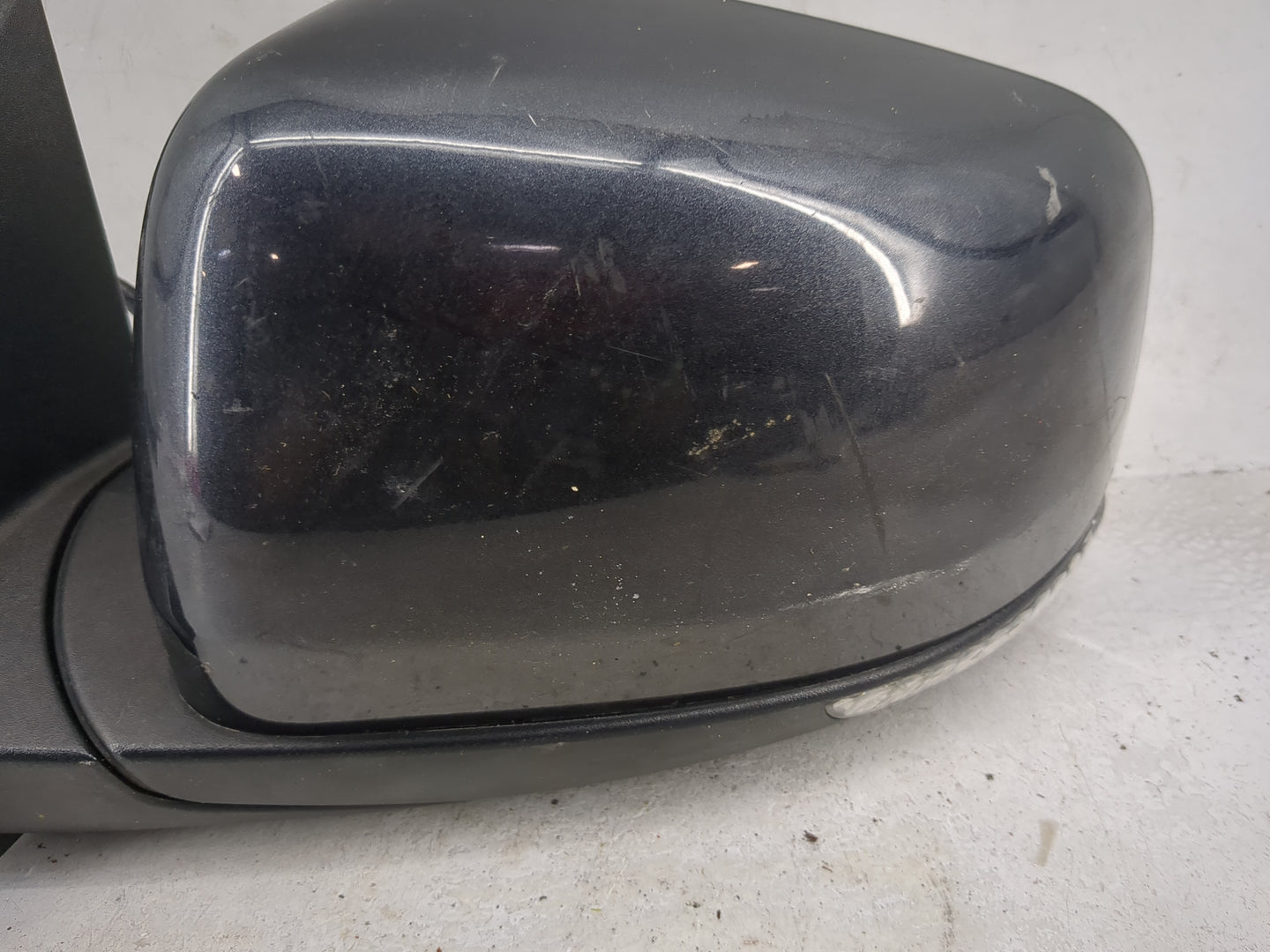 2011-2021 Dodge Durango Driver Side View Mirror - Left Door Mirror OEM Used - Oemusedautoparts1.com