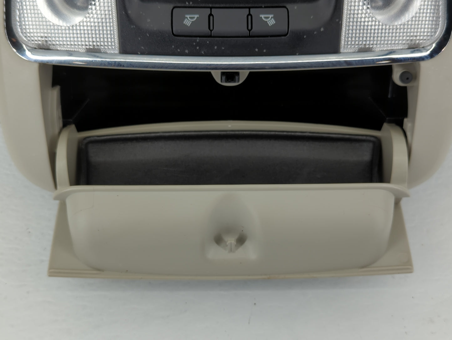 2011-2020 Dodge Durango Overhead Roof Console - Oemusedautoparts1.com