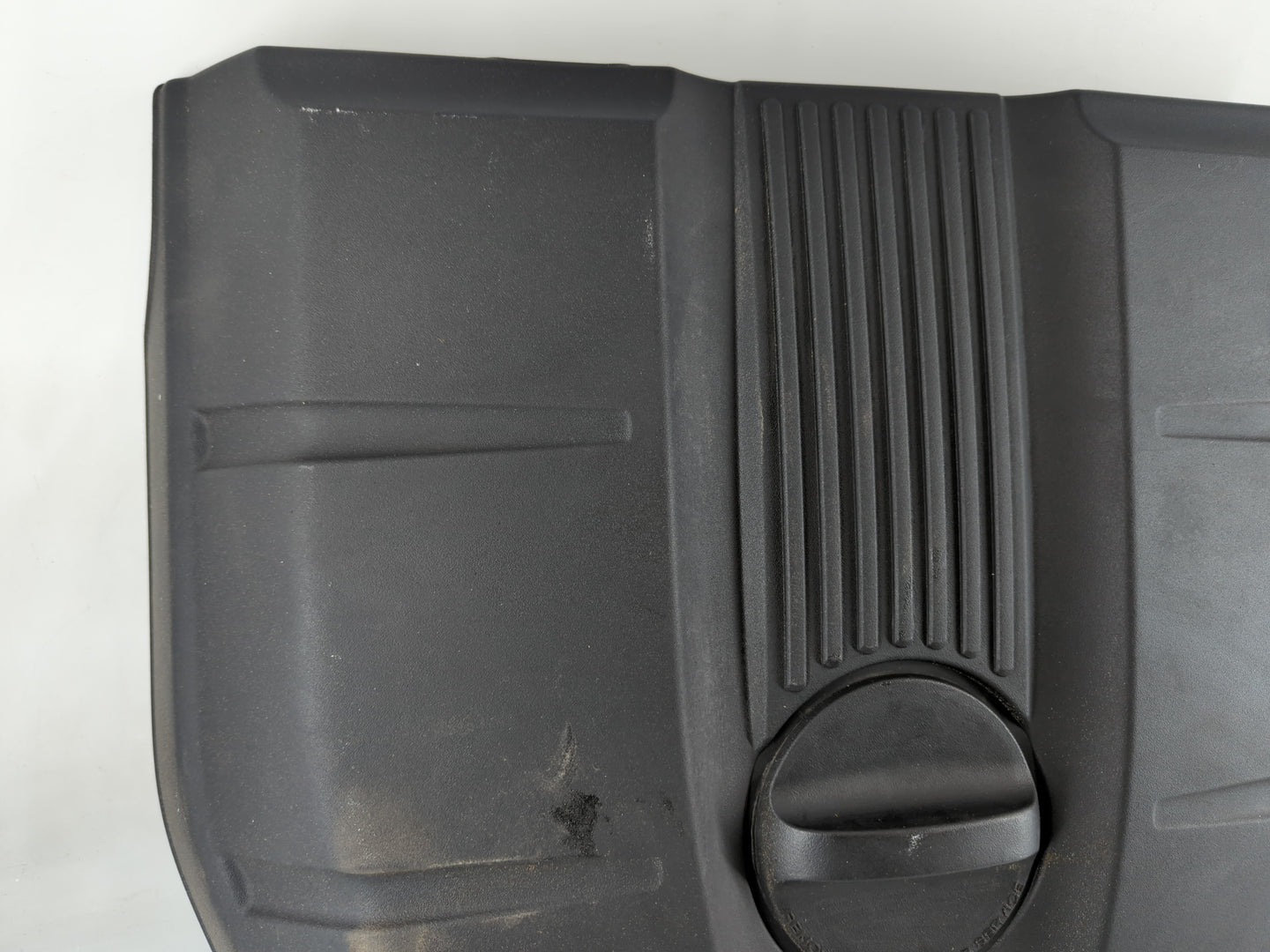 2015 Dodge Durango Engine Cover - Oemusedautoparts1.com