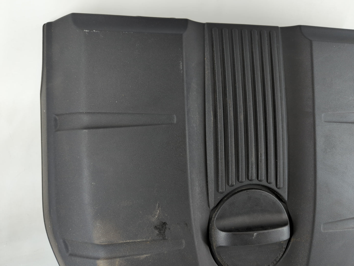 2015 Dodge Durango Engine Cover - Oemusedautoparts1.com