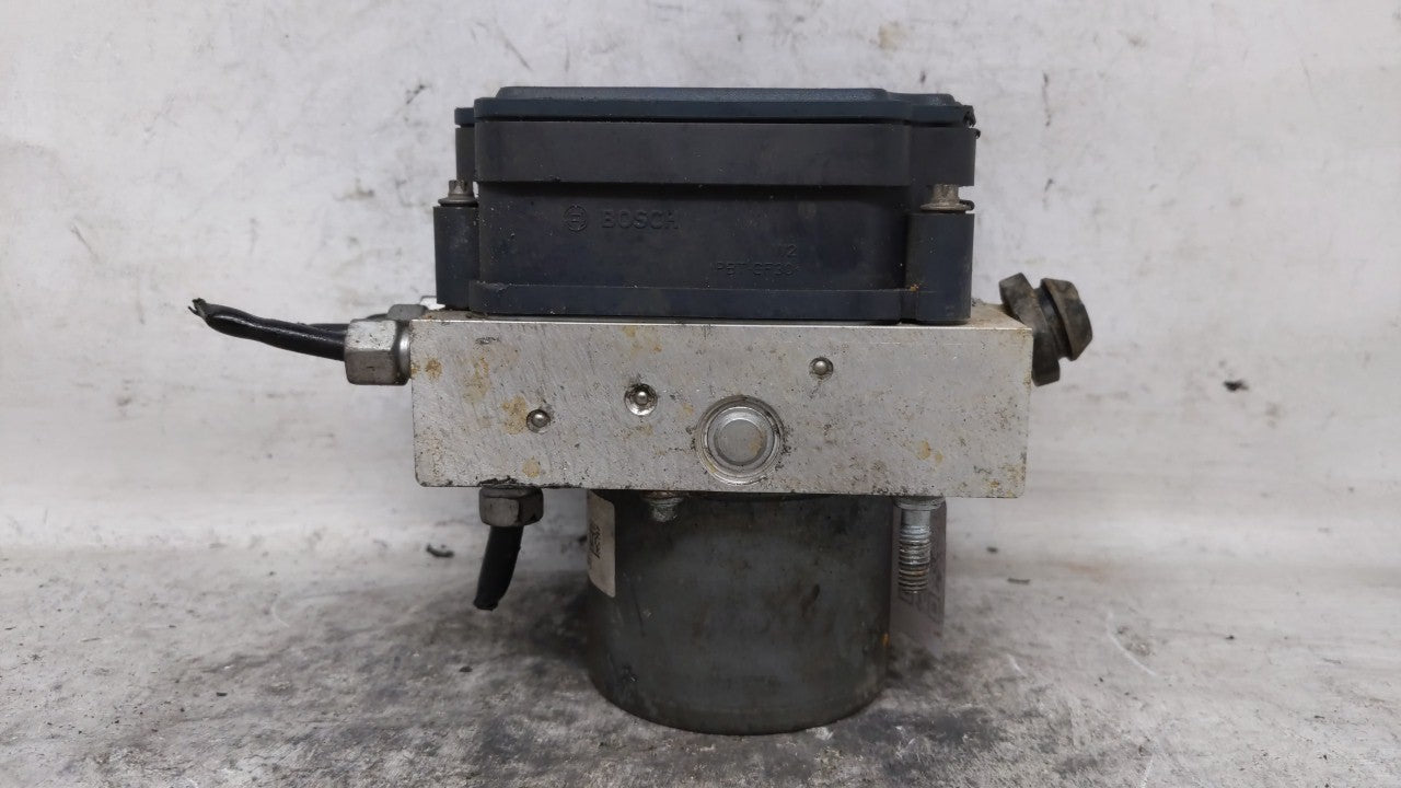 2015-2018 Dodge Grand Caravan ABS Pump Control Module Replacement P/N:P68183803AC Fits Fits 2015 2016 2017 2018 OEM Used Aut