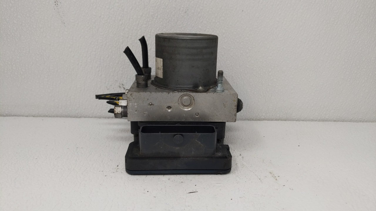 2015-2018 Dodge Grand Caravan ABS Pump Control Module Replacement P/N:P68183803AC P68183803AD Fits Fits 2015 2016 2017 2018 