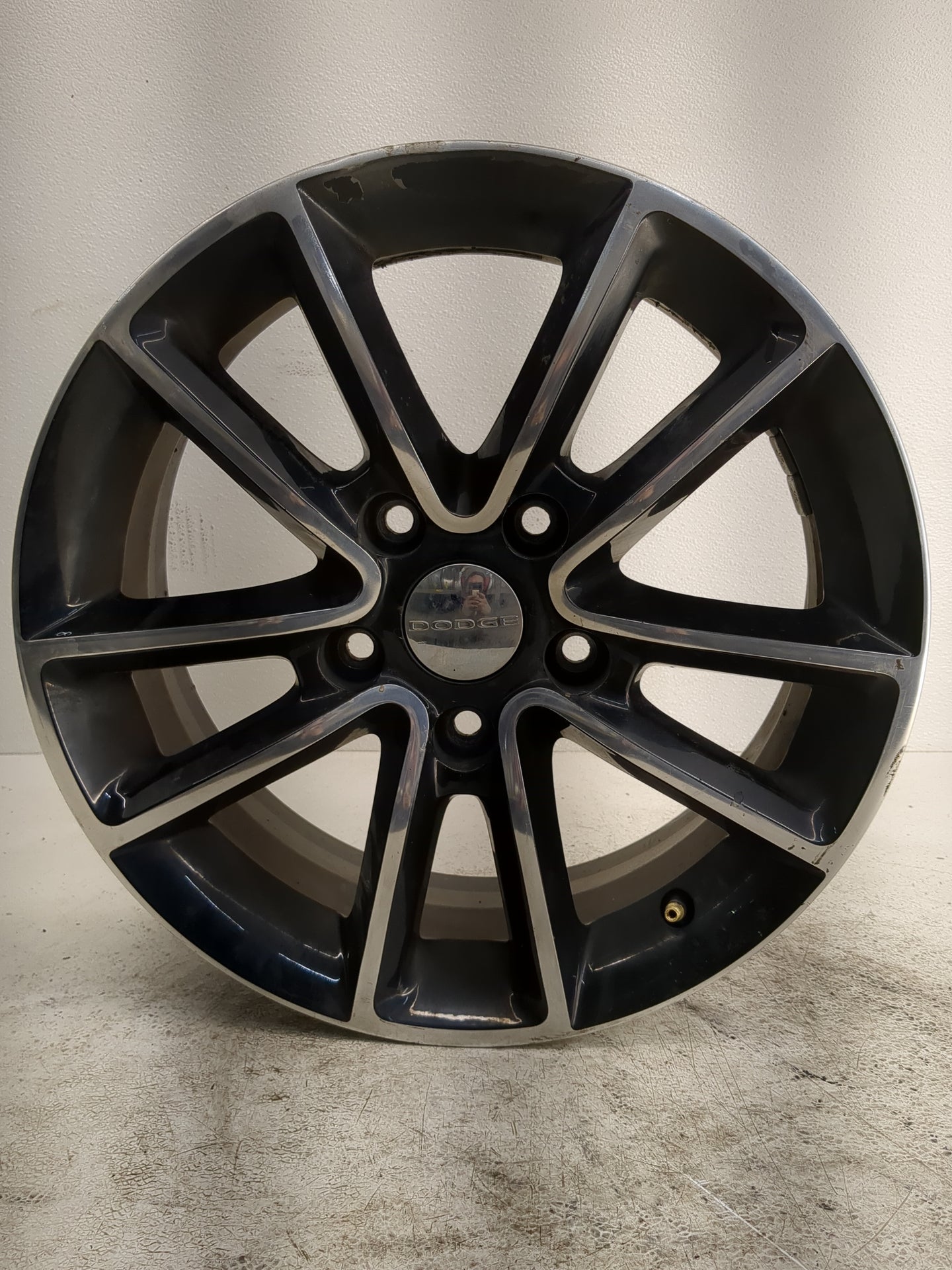 2015-2020 Dodge Grand Caravan Oem Wheel Rim - Oemusedautoparts1.com