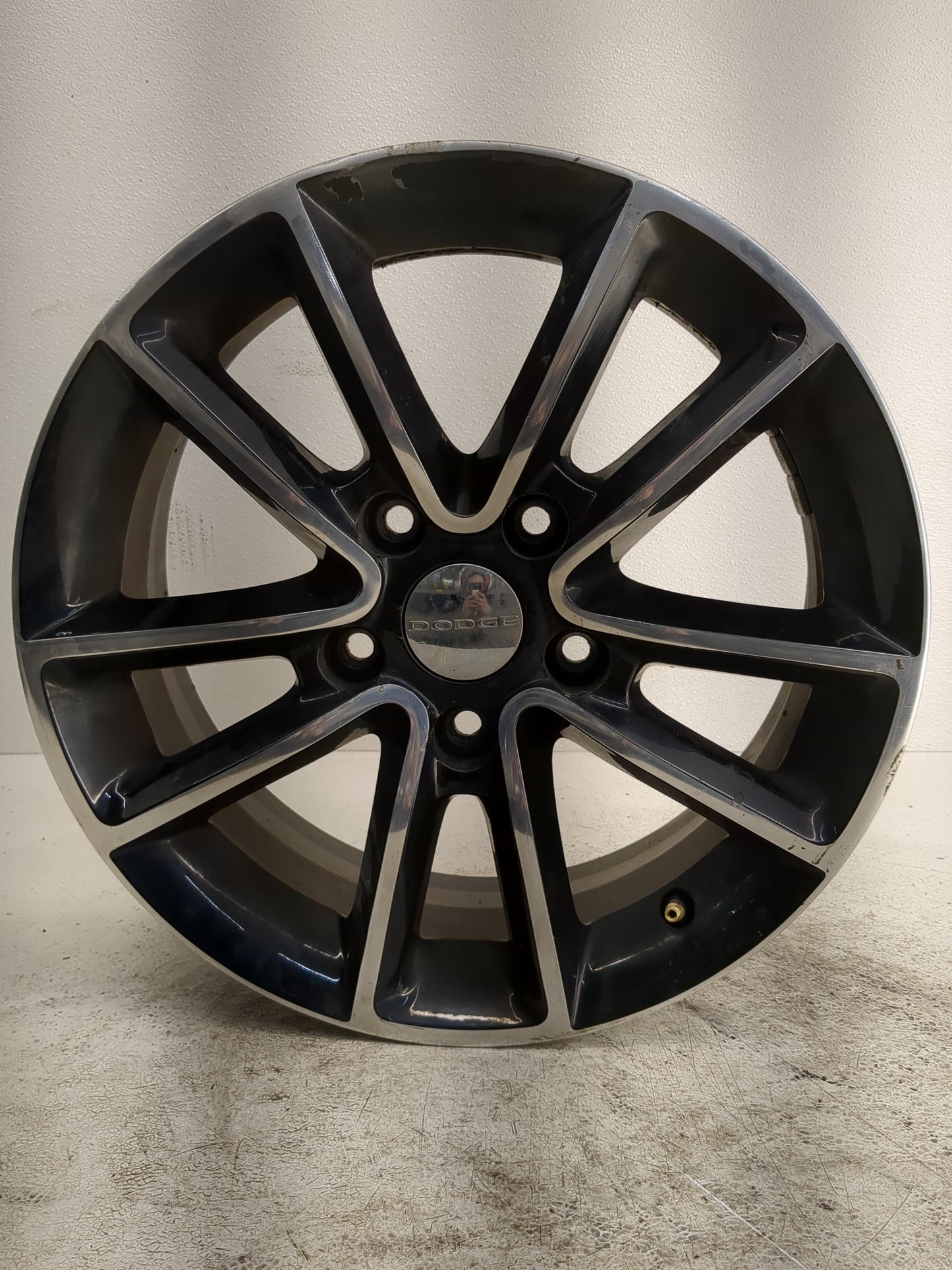 2015-2020 Dodge Grand Caravan Oem Wheel Rim - Oemusedautoparts1.com
