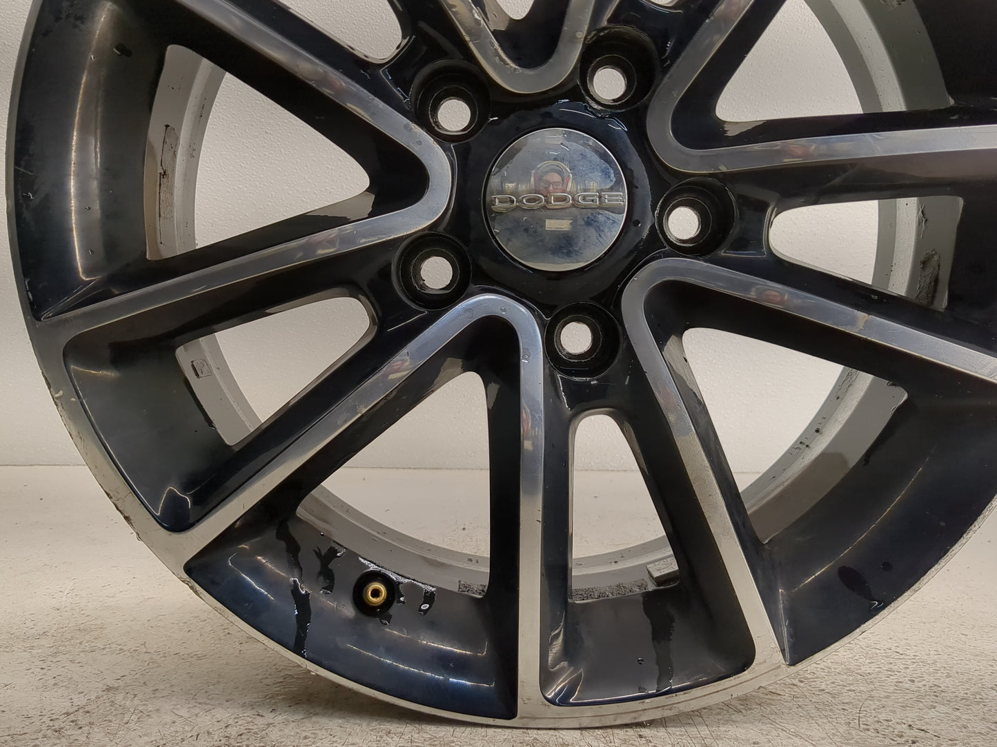 2015 Dodge Grand Caravan Oem Wheel Rim - Oemusedautoparts1.com
