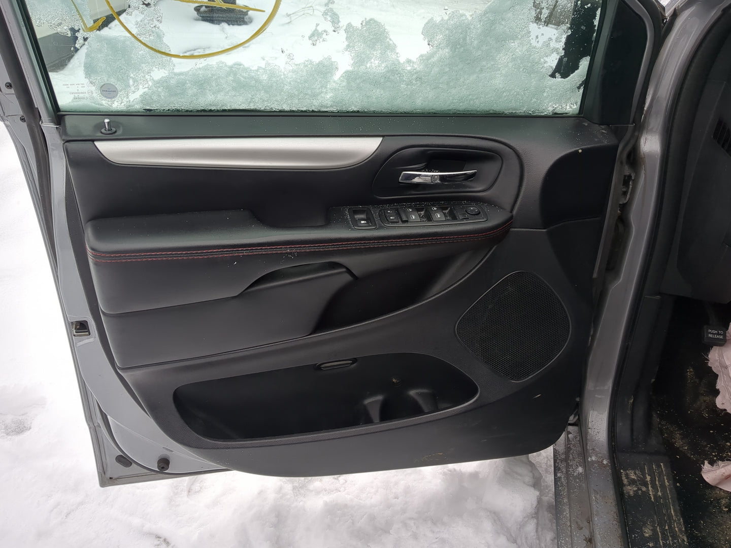 2015 Dodge Grand Caravan Front Left Driver Interior Door Panel Trim - Oemusedautoparts1.com