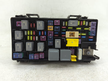 2015 Dodge Grand Caravan Fusebox Fuse Box Panel Relay Module P/N:68239606AA Fits OEM Used Auto Parts - Oemusedautoparts1.com