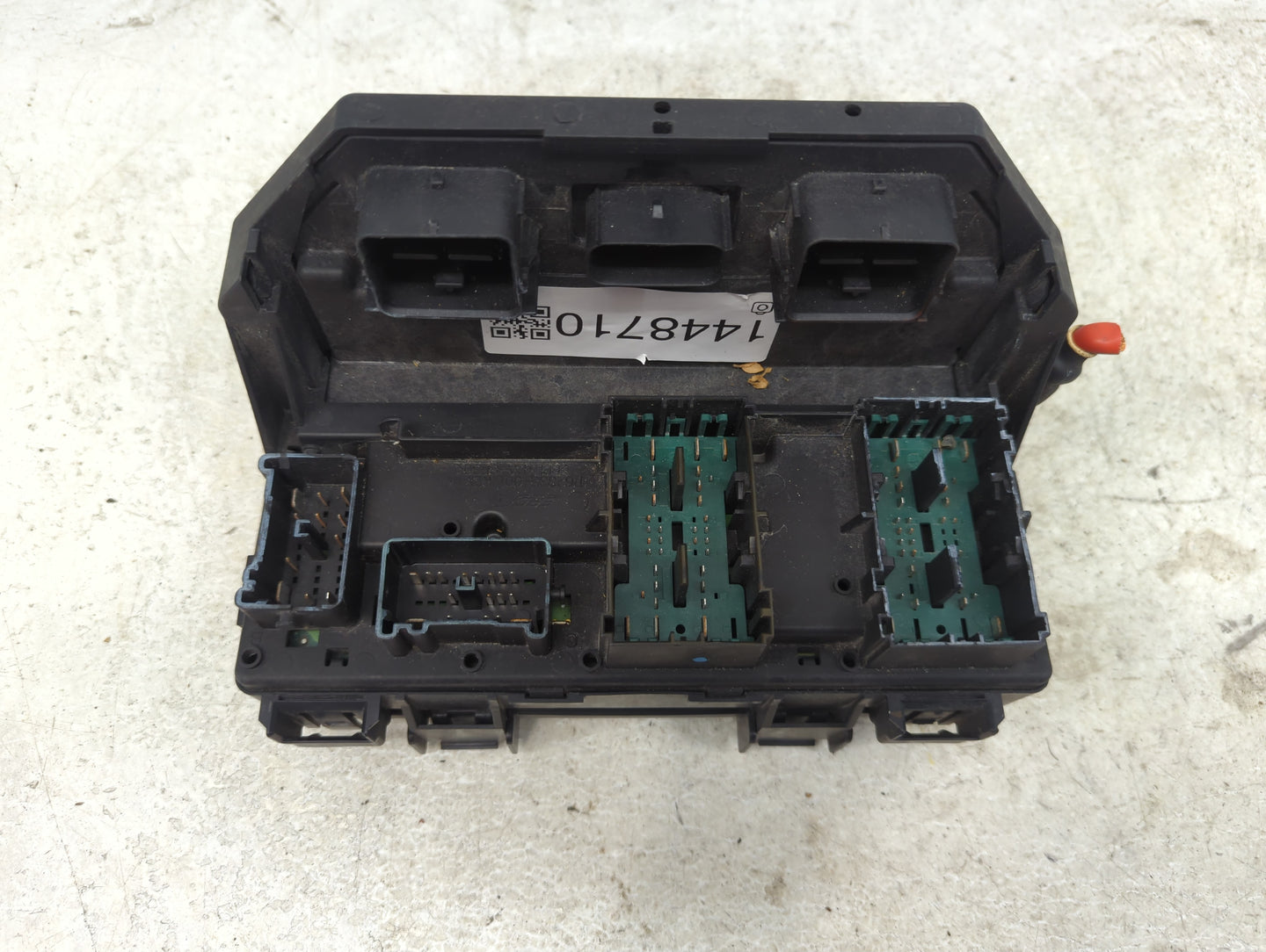 2015 Dodge Grand Caravan Fusebox Fuse Box Panel Relay Module P/N:68239606AA RT032842J0, 68083380AA, 04692139AA, 04692143AA F