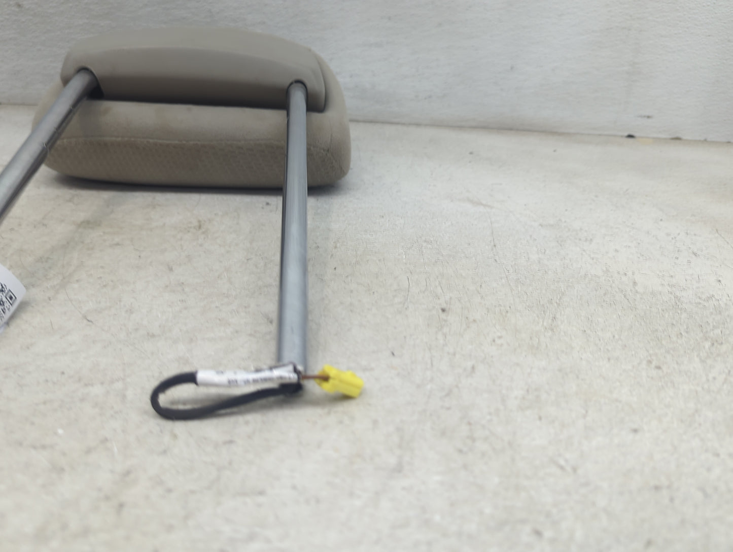 2015 Dodge Grand Caravan Headrest Head Rest Front Driver Seat Gray - Oemusedautoparts1.com