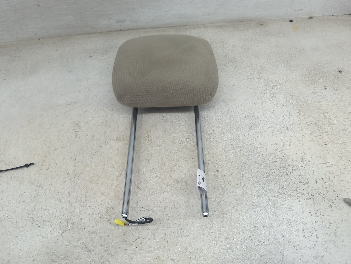 2015 Dodge Grand Caravan Headrest Head Rest Front Driver Seat Gray - Oemusedautoparts1.com