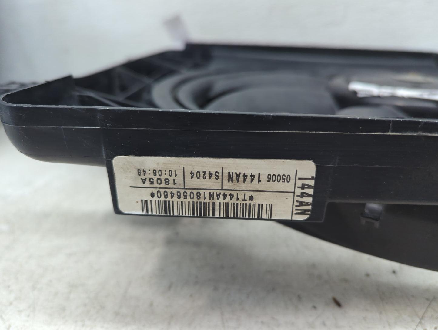 2008-2020 Dodge Grand Caravan Electric Radiator Cooling Fan Motor Assembly P/N:T144AN180564460 Fits OEM Used Auto Parts - Oe