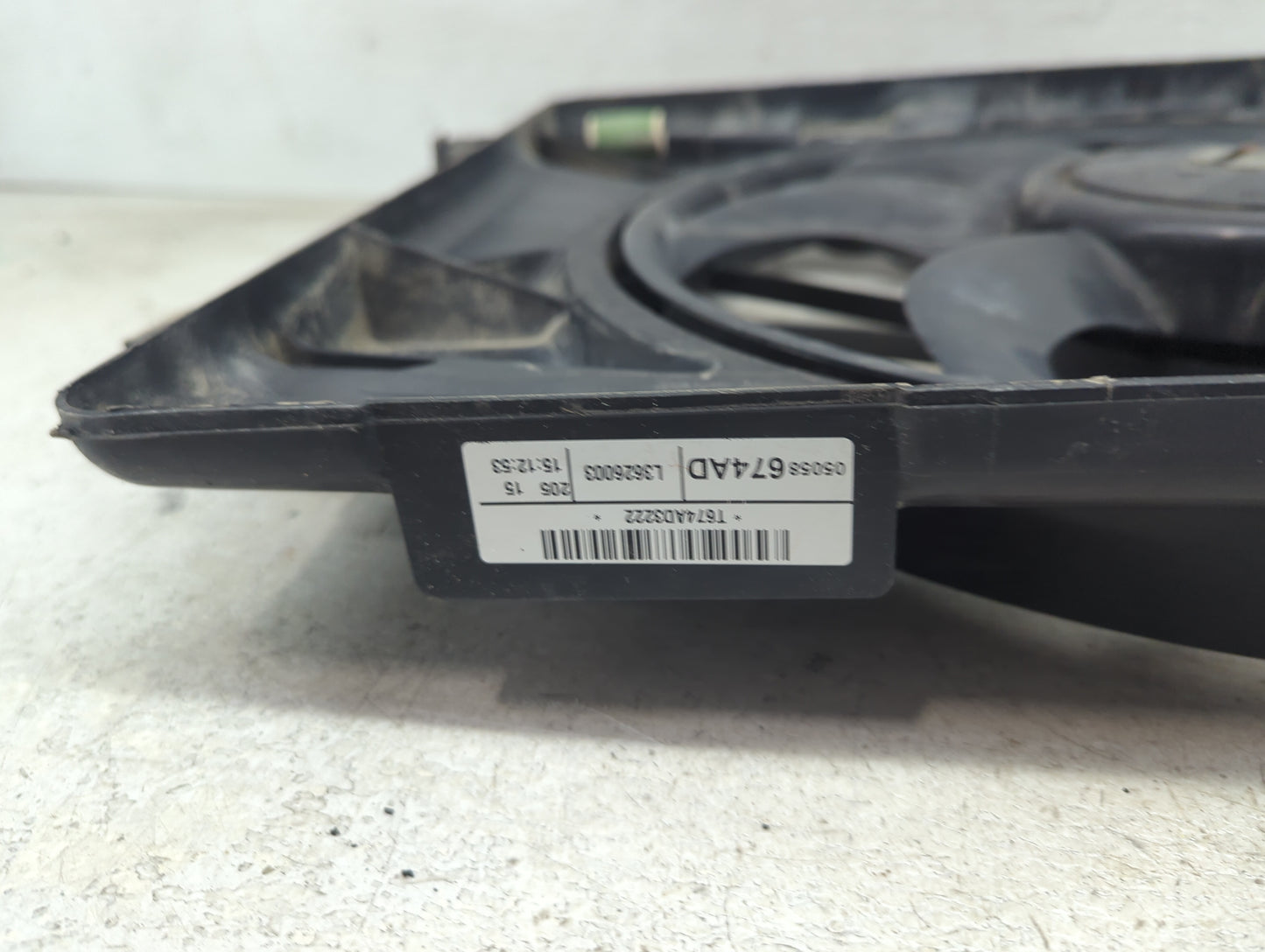 2008-2020 Dodge Grand Caravan Electric Radiator Cooling Fan Motor Assembly P/N:T674AD3222 L3626003 Fits OEM Used Auto Parts 