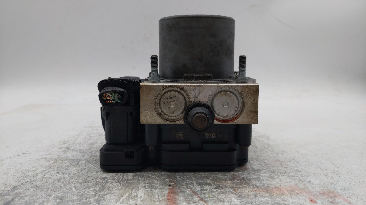 2015-2018 Dodge Grand Caravan ABS Pump Control Module Replacement P/N:P68183803AC 68183803AC Fits Fits 2015 2016 2017 2018 O