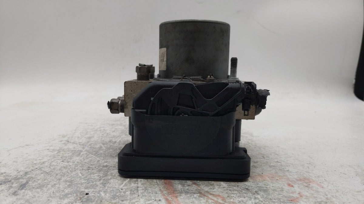 2015-2020 Dodge Grand Caravan Anti-Lock Brake ABS Pump Module Actuator OEM P/N:P68183803AC 68183803AC Fits OEM Used Auto Par