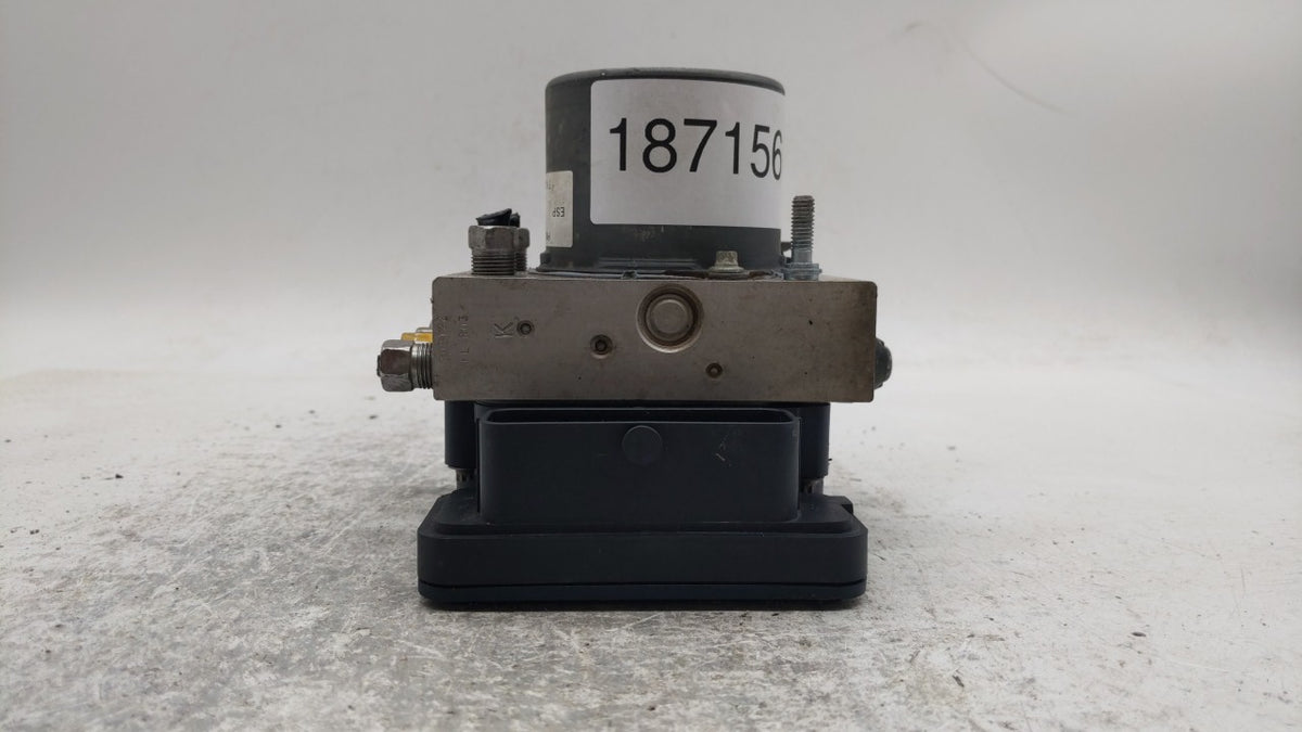 2015-2020 Dodge Grand Caravan Anti-Lock Brake ABS Pump Module Actuator OEM P/N:P68183803AC 68183803AC Fits OEM Used Auto Par