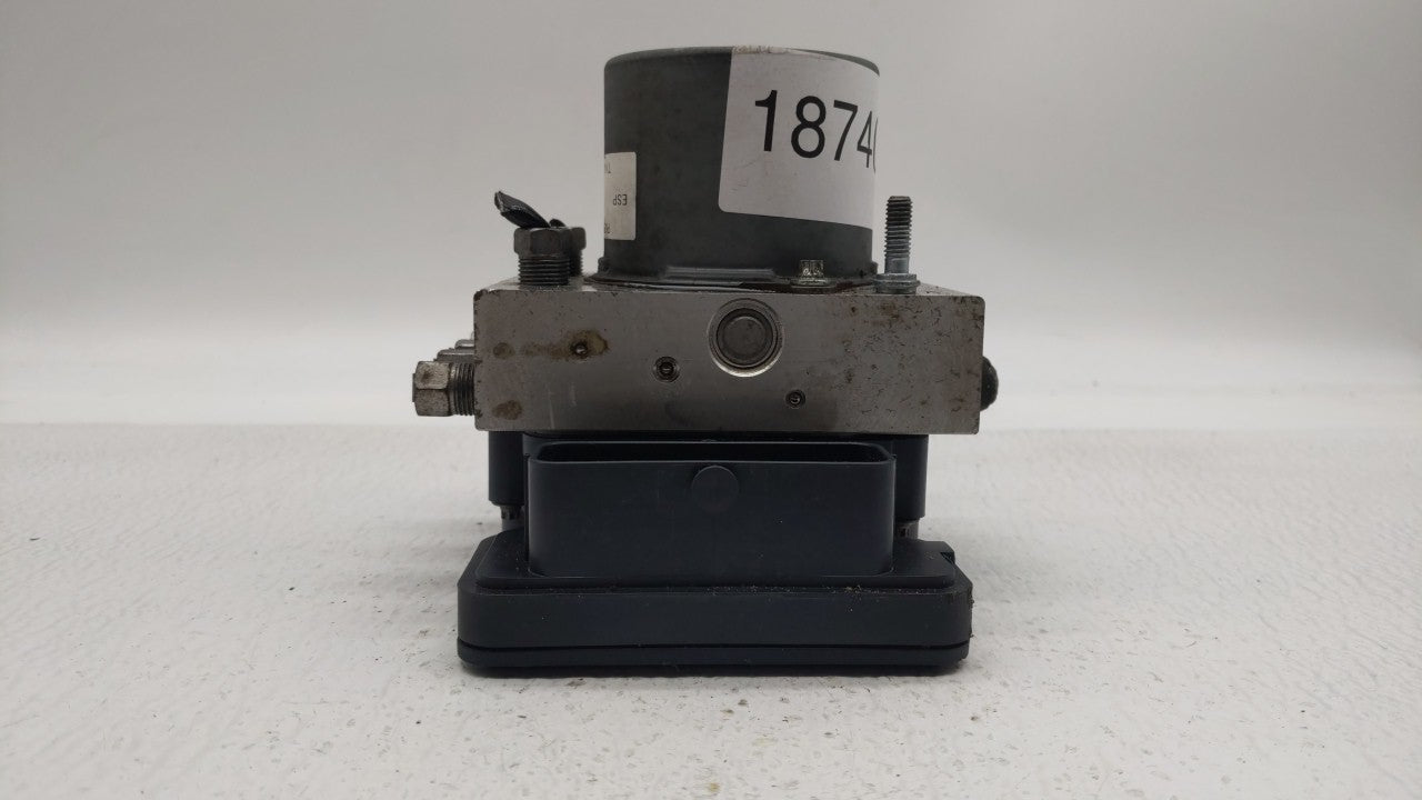 2015-2018 Dodge Grand Caravan ABS Pump Control Module Replacement P/N:P68183803AC 68183803AC Fits Fits 2015 2016 2017 2018 O