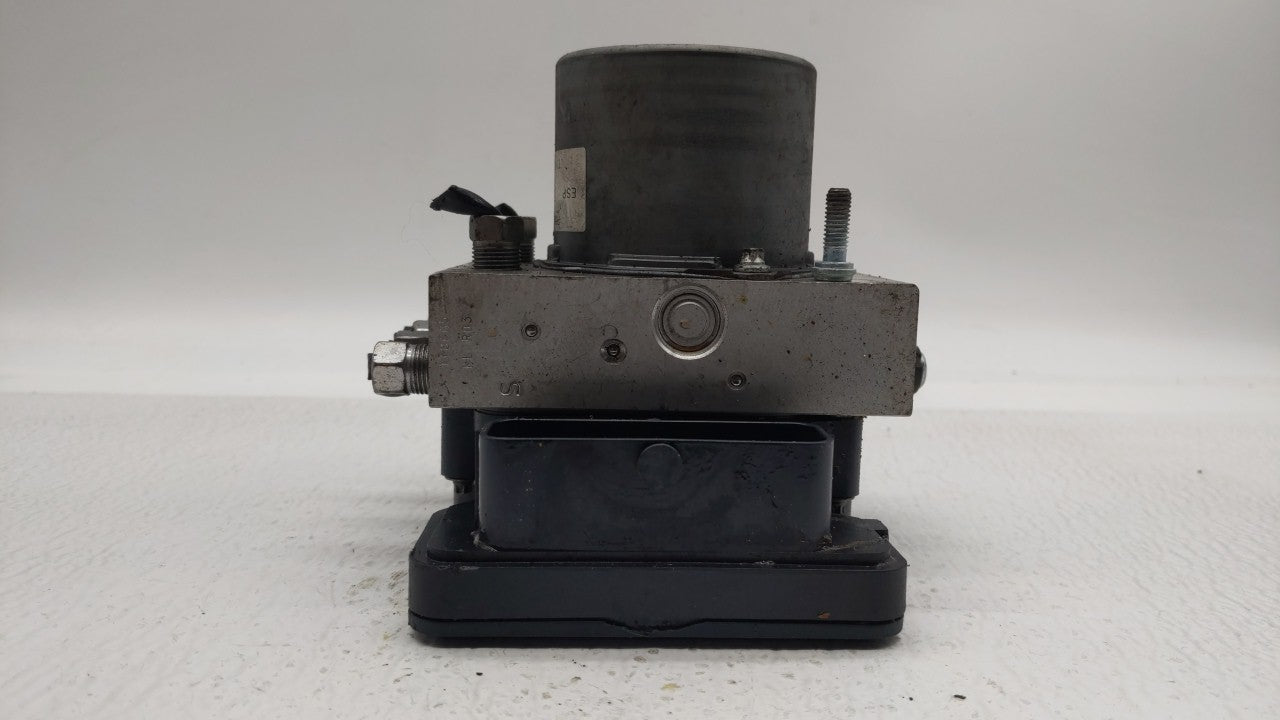 2015-2018 Dodge Grand Caravan ABS Pump Control Module Replacement P/N:P68183803AC 68183803AC Fits Fits 2015 2016 2017 2018 O