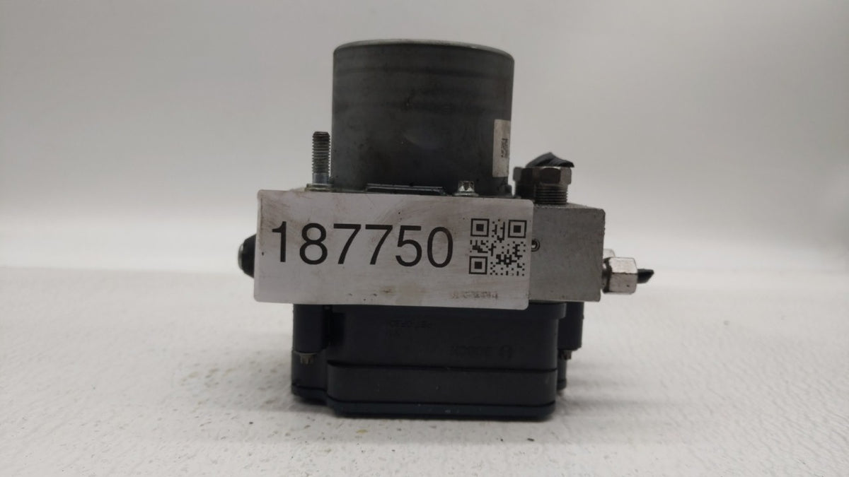 2015-2020 Dodge Grand Caravan Anti-Lock Brake ABS Pump Module Actuator OEM P/N:P68183803AC 68183803AC Fits OEM Used Auto Par