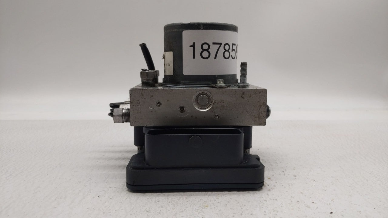 2015-2018 Dodge Grand Caravan ABS Pump Control Module Replacement P/N:P68183803AC 68183803AC Fits Fits 2015 2016 2017 2018 O