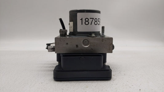 2015-2018 Dodge Grand Caravan ABS Pump Control Module Replacement P/N:P68183803AC 68183803AC Fits Fits 2015 2016 2017 2018 OEM Used Auto Parts