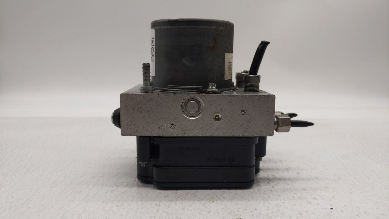 2015-2018 Dodge Grand Caravan ABS Pump Control Module Replacement P/N:P68183803AC 68183803AC Fits Fits 2015 2016 2017 2018 O