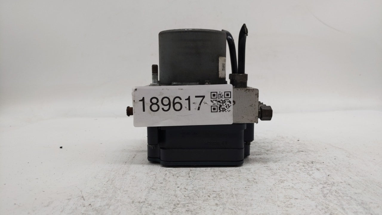 2015-2018 Dodge Grand Caravan ABS Pump Control Module Replacement P/N:P68183803AC 68183803AC Fits Fits 2015 2016 2017 2018 O