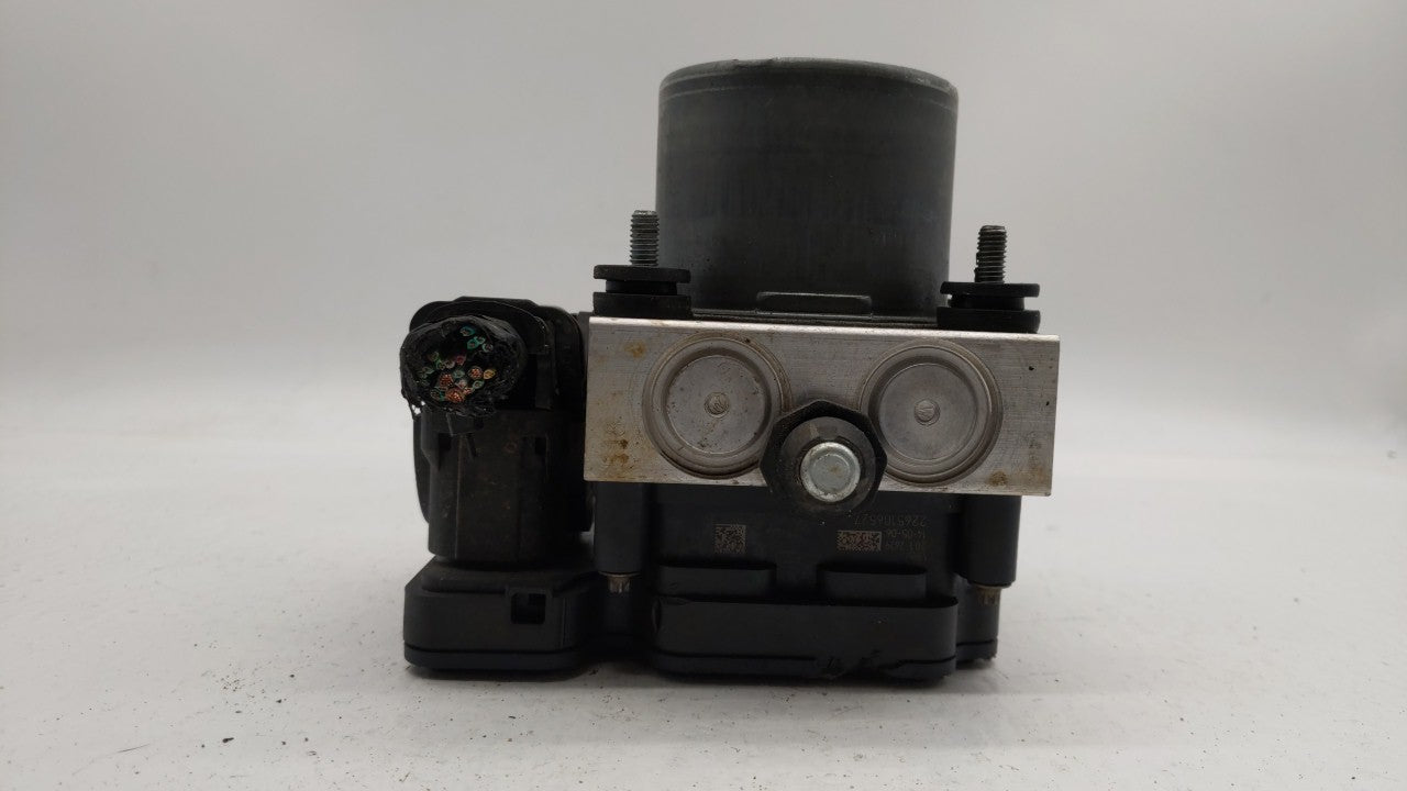 2014 Dodge Grand Caravan ABS Pump Control Module Replacement P/N:P68183803AC Fits OEM Used Auto Parts - Oemusedautoparts1.co