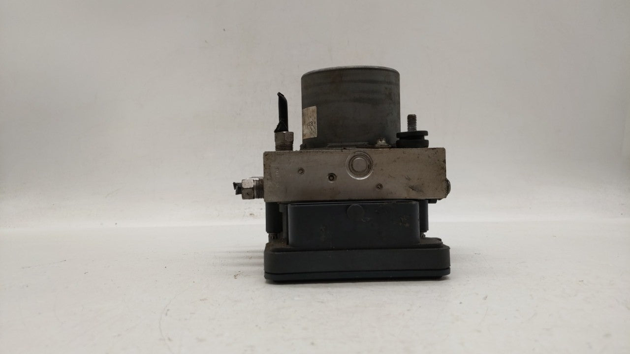 2015-2018 Dodge Grand Caravan ABS Pump Control Module Replacement P/N:P68183803AC 68183803AC Fits Fits 2015 2016 2017 2018 O