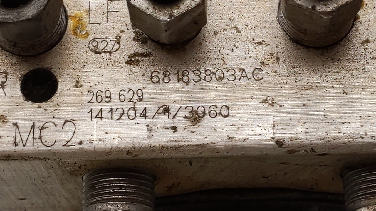 2015-2018 Dodge Grand Caravan ABS Pump Control Module Replacement P/N:P68183803AC 68183803AC Fits Fits 2015 2016 2017 2018 O