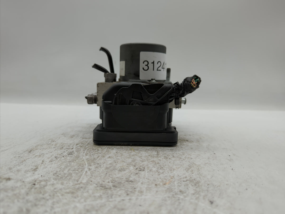 2015-2020 Dodge Grand Caravan Anti-Lock Brake ABS Pump Module Actuator OEM P/N:P68183803AC 68183803AC Fits OEM Used Auto Par