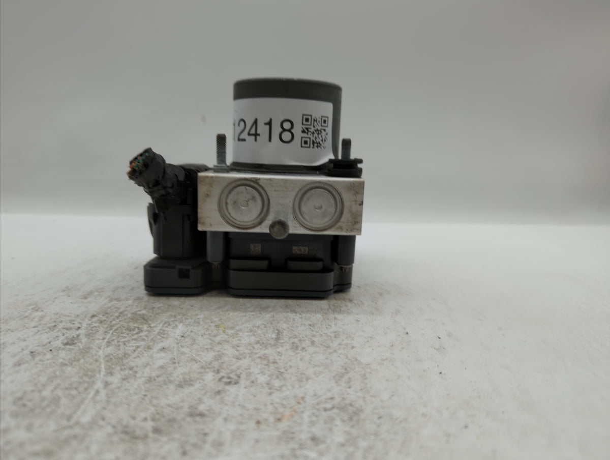 2015-2020 Dodge Grand Caravan Anti-Lock Brake ABS Pump Module Actuator OEM P/N:P68183803AC 68183803AC Fits OEM Used Auto Par