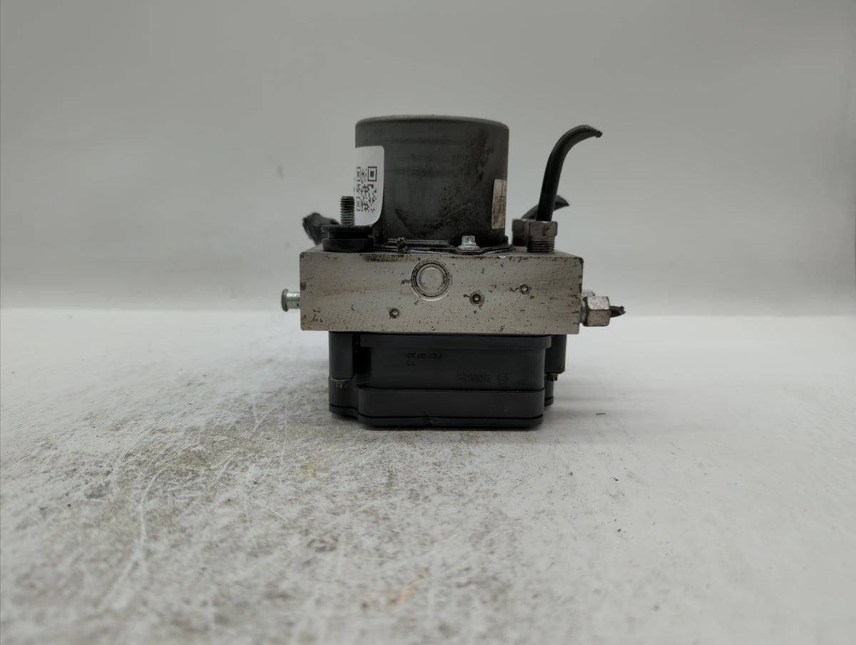 2015-2020 Dodge Grand Caravan Anti-Lock Brake ABS Pump Module Actuator OEM P/N:P68183803AC 68183803AC Fits OEM Used Auto Par