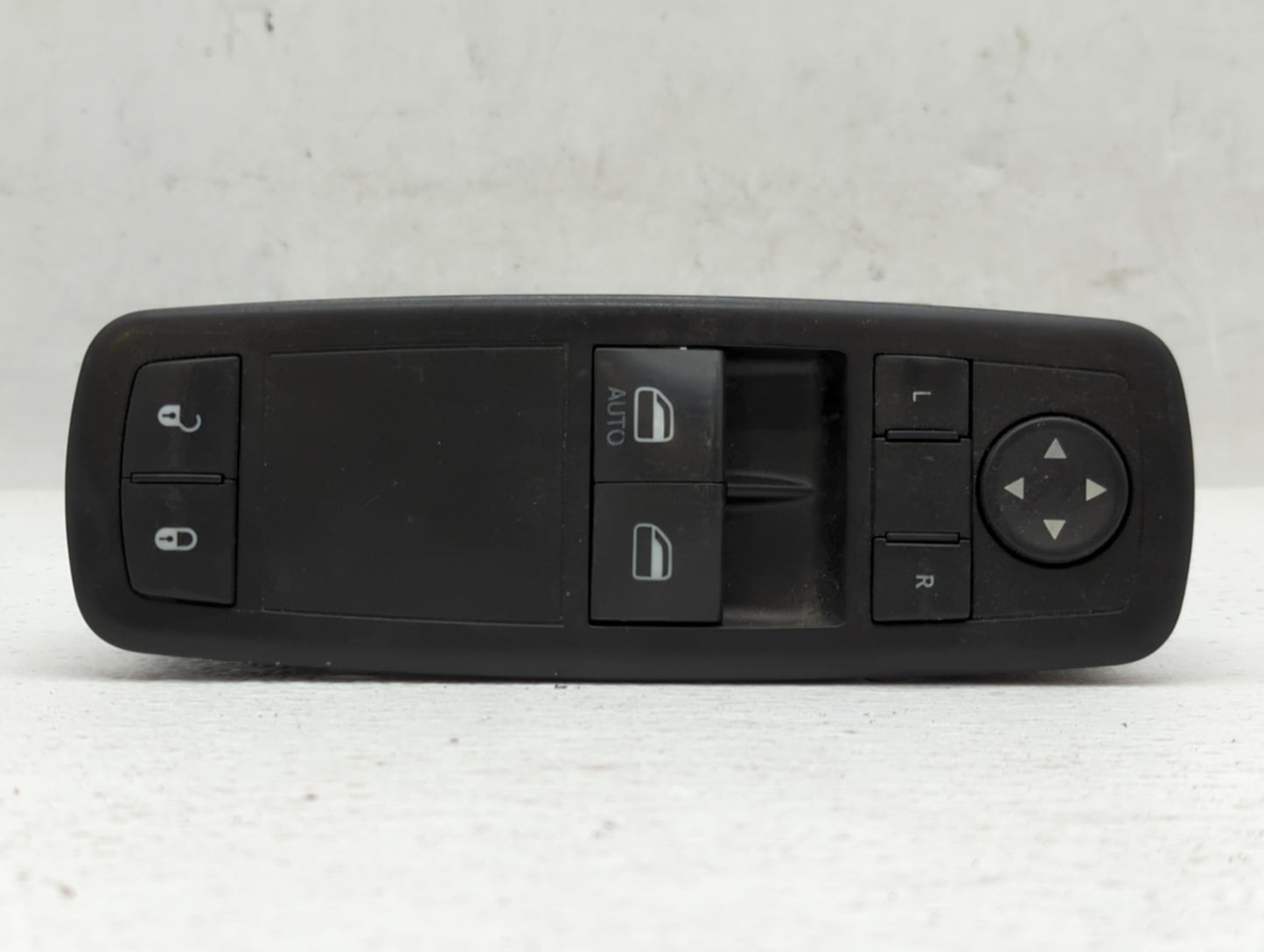2012-2016 Dodge Grand Caravan Passenger Right Power Window Switch - Oemusedautoparts1.com