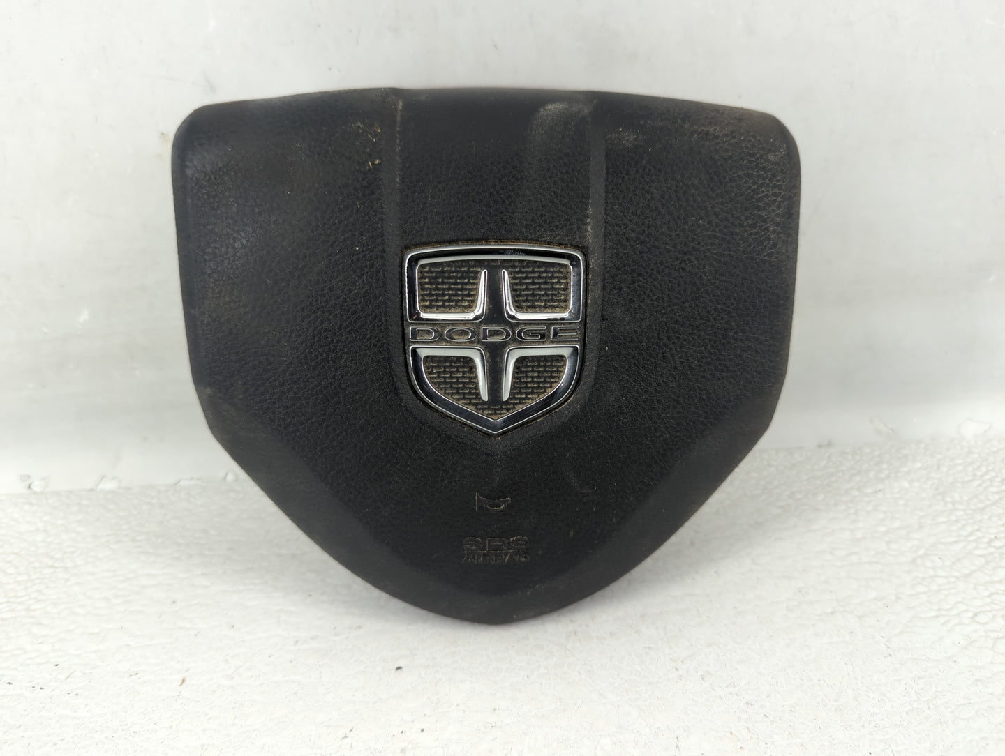2015 Dodge Grand Caravan Air Bag Driver Left Steering Wheel Mounted - Oemusedautoparts1.com