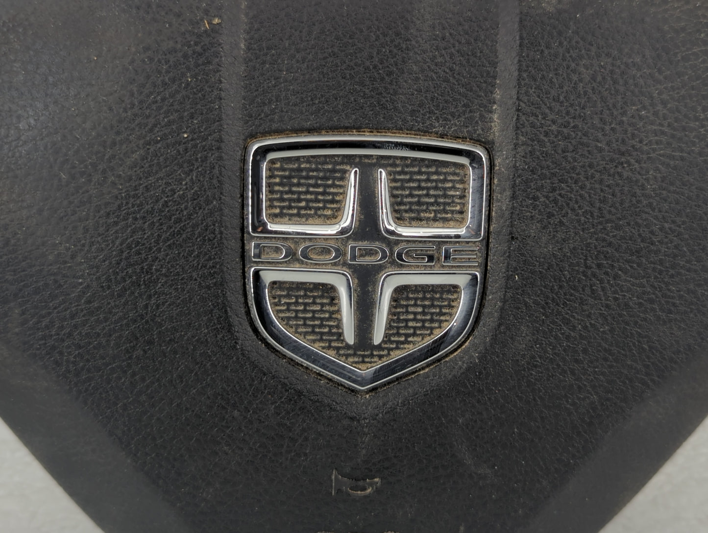 2015 Dodge Grand Caravan Air Bag Driver Left Steering Wheel Mounted - Oemusedautoparts1.com