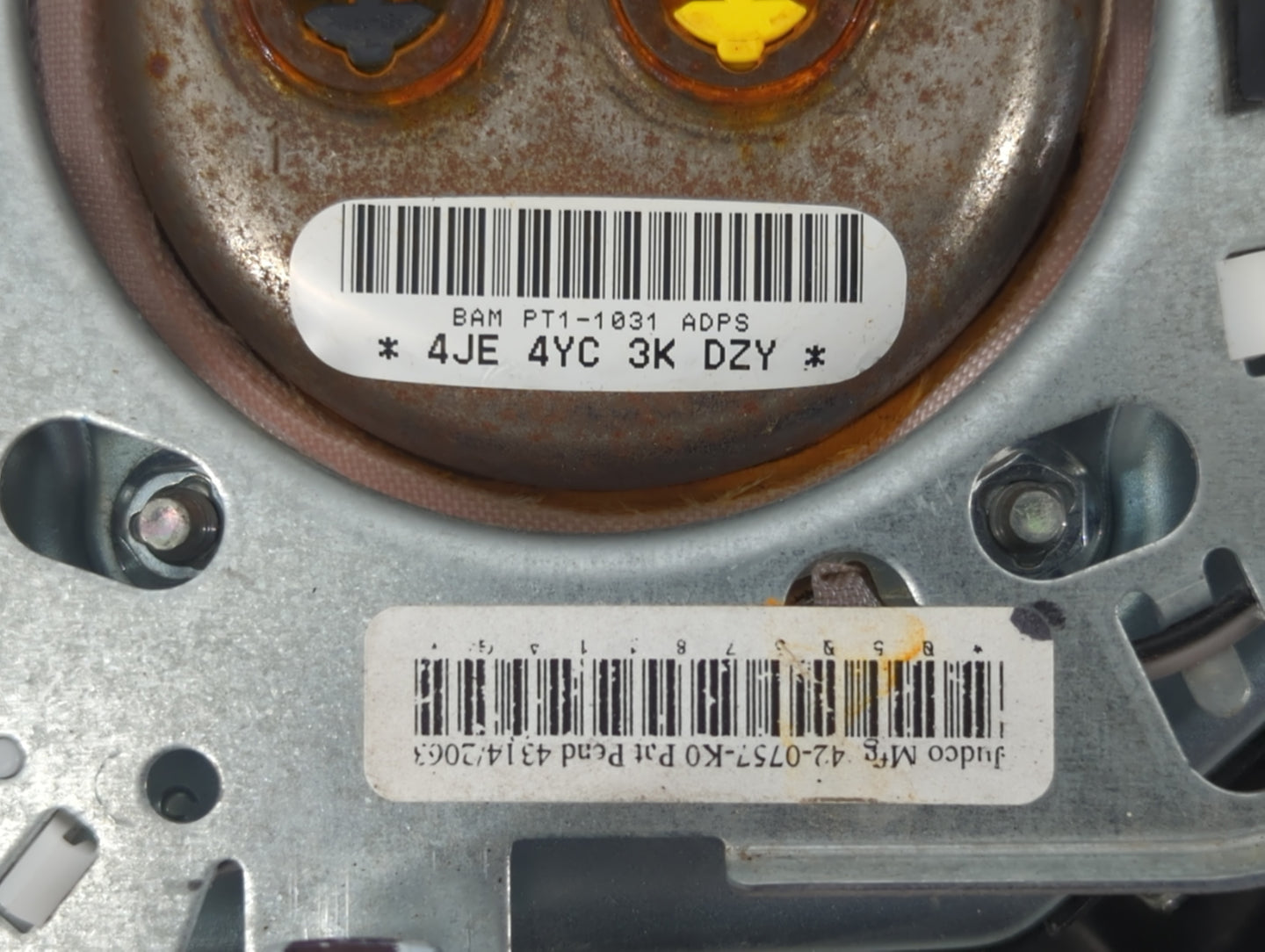 2015 Dodge Grand Caravan Air Bag Driver Left Steering Wheel Mounted - Oemusedautoparts1.com
