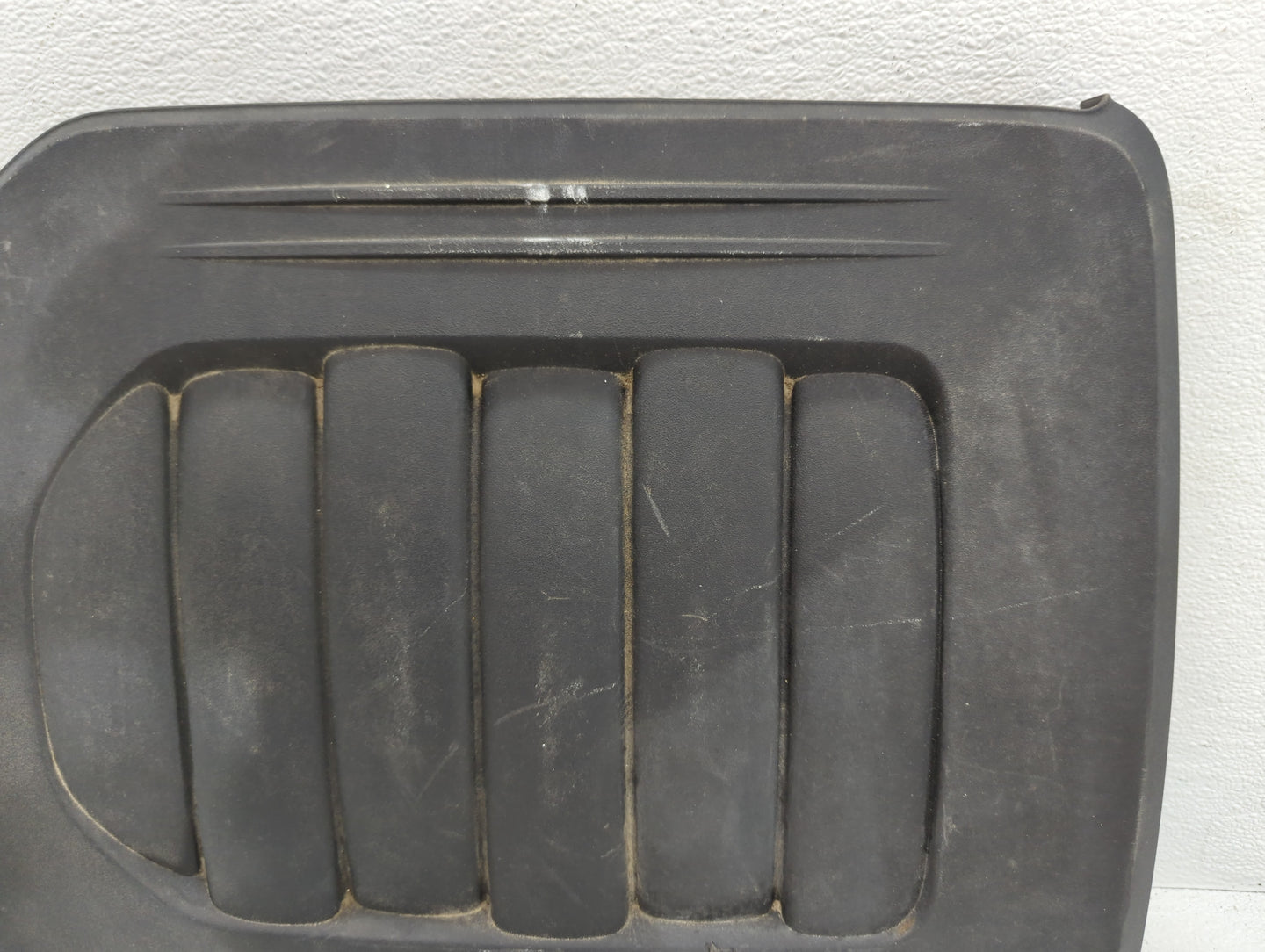 2015 Dodge Grand Caravan Engine Cover - Oemusedautoparts1.com