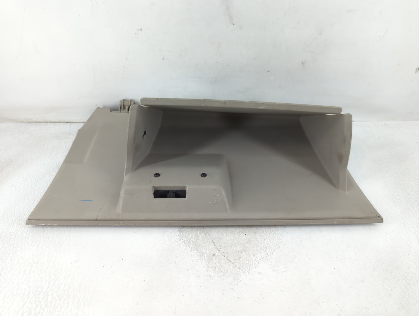 2015 Dodge Grand Caravan Passenger Glove Box Door Storage Compartment 806602 - Oemusedautoparts1.com